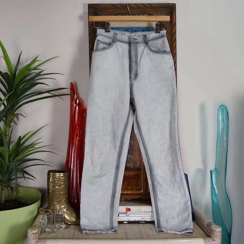 Vintage 90s Mixed Blues high rise tapered leg jeans - Picture 4 of 8